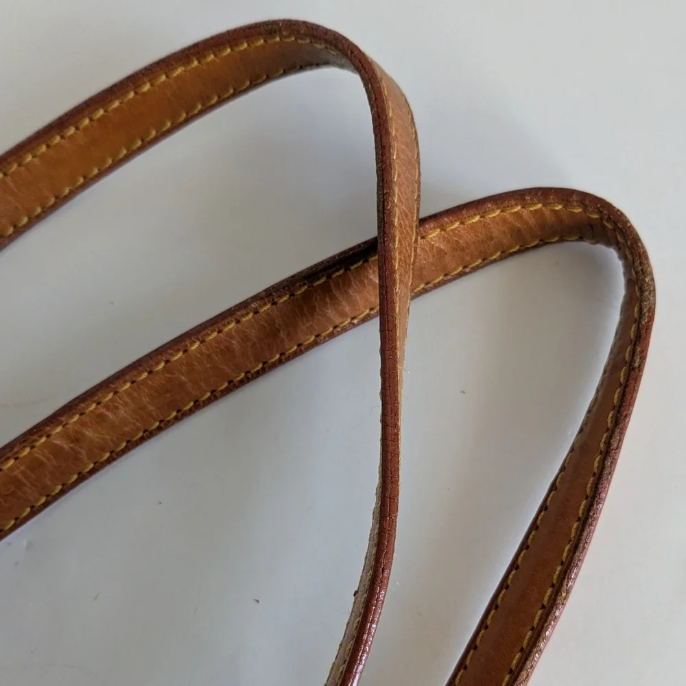 Louis Vuitton Vintage Petit Bucket Bag - Picture 12 of 16